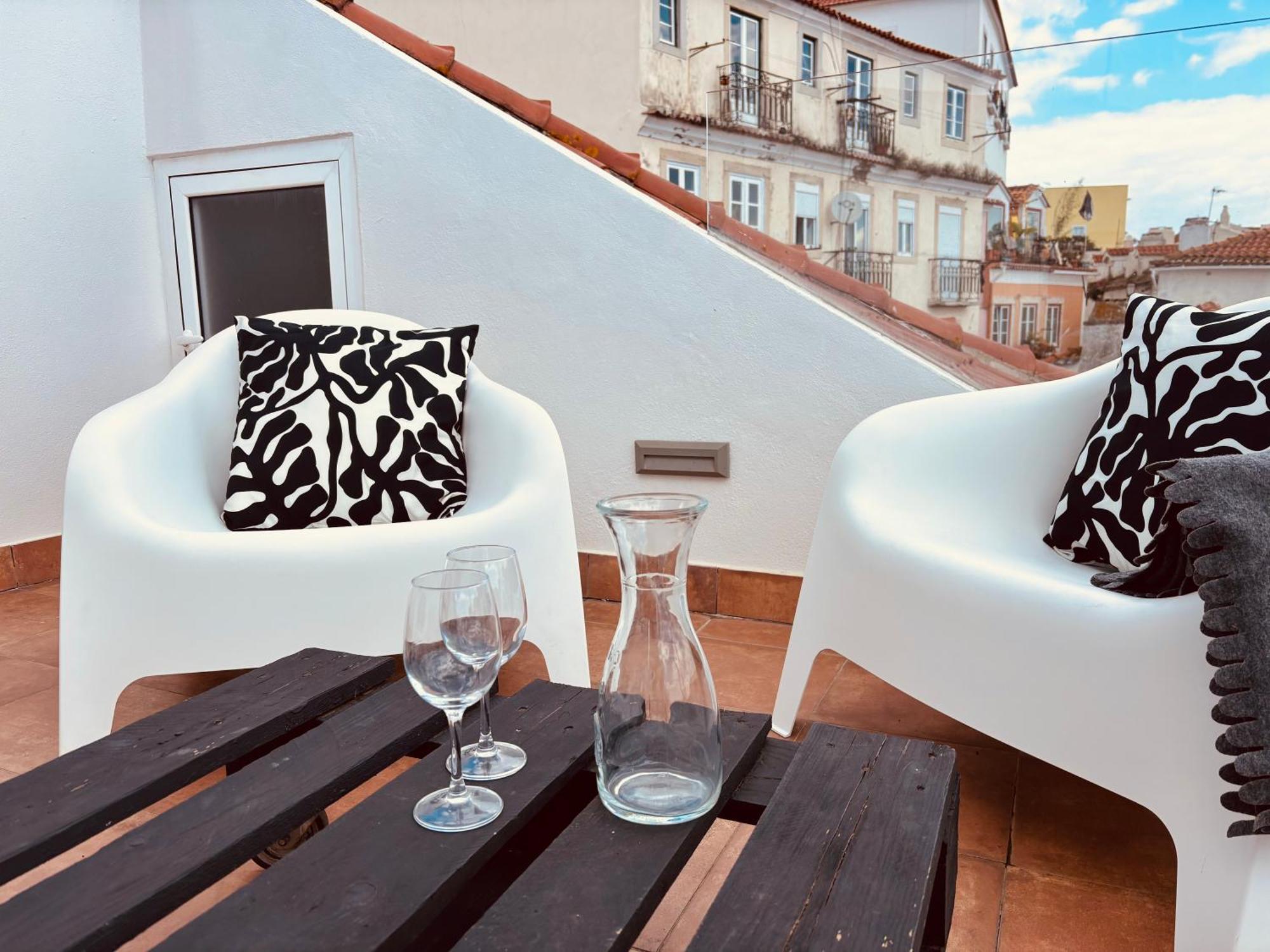 Cosy Alfama Hideout - With Rooftop Terrace Lissabon Exterior foto