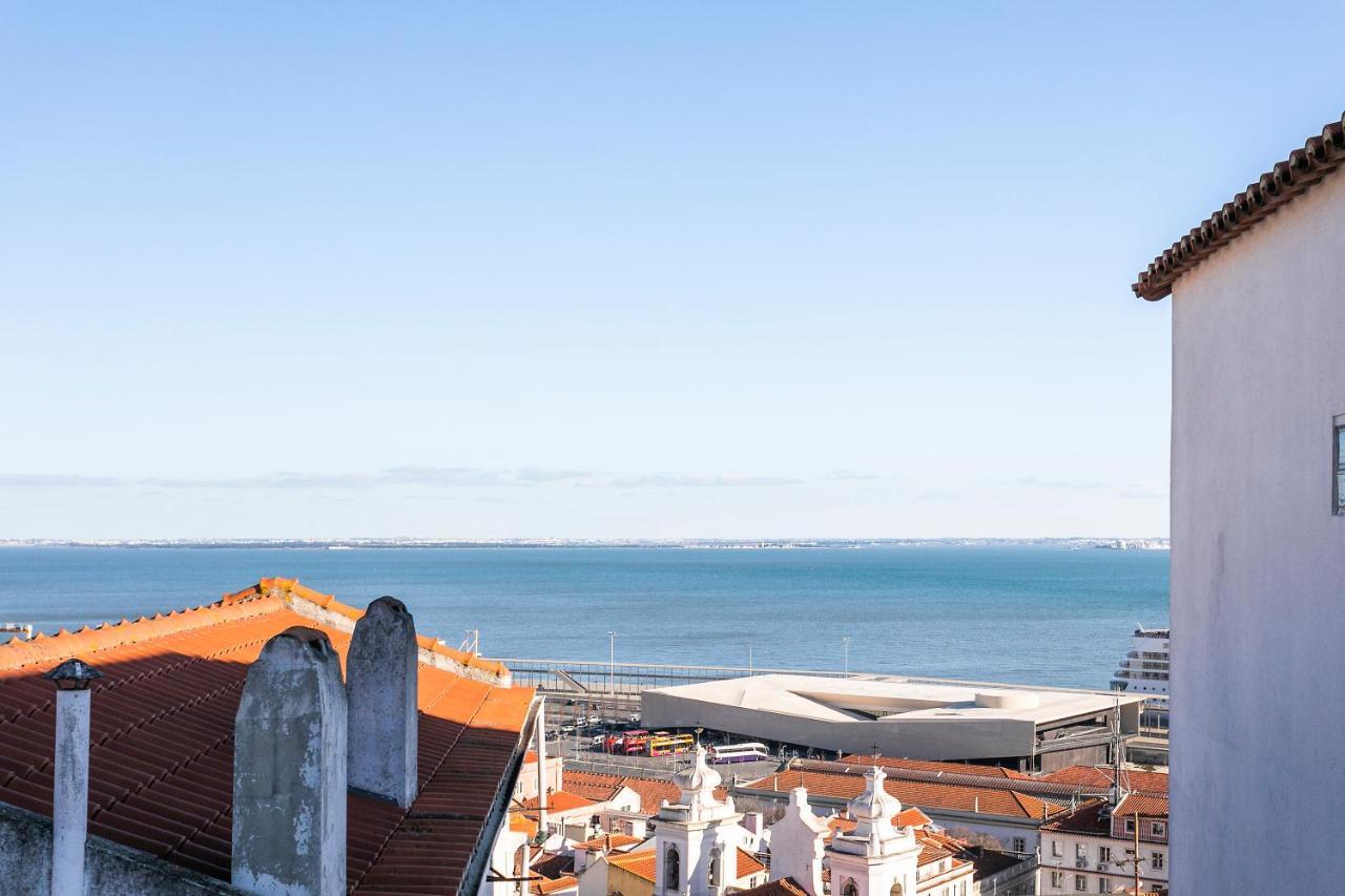 Cosy Alfama Hideout - With Rooftop Terrace Lissabon Exterior foto